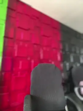 Emily-teen live sex cam