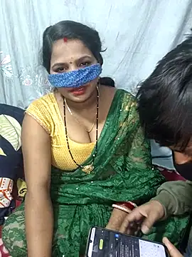 Aditya_sanjna live sex cam