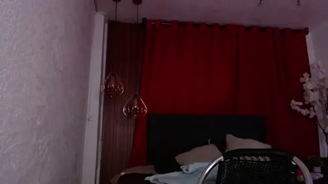 nikkystorm1_'s cam snapshot