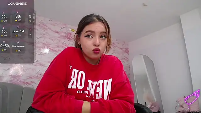 mia_foster_t's cam snapshot