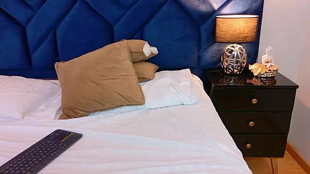 AnnyeWatson's cam snapshot