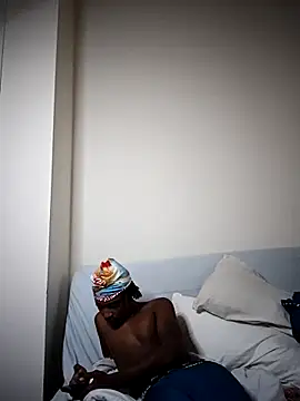 DarkSkinStroker live sex cam