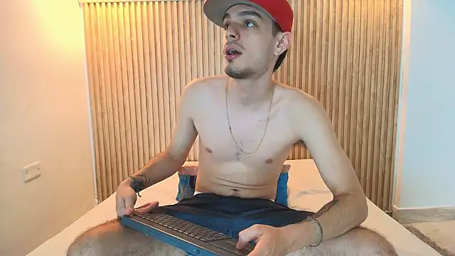IM_BULL live sex cam