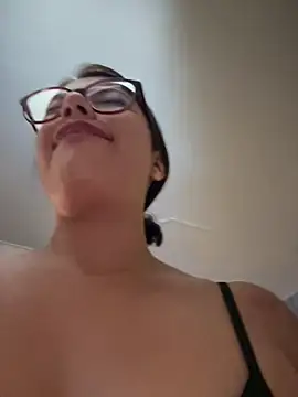 sara_calderon live sex cam