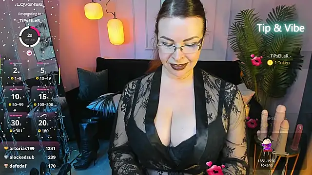 MrsIngrid live sex cam