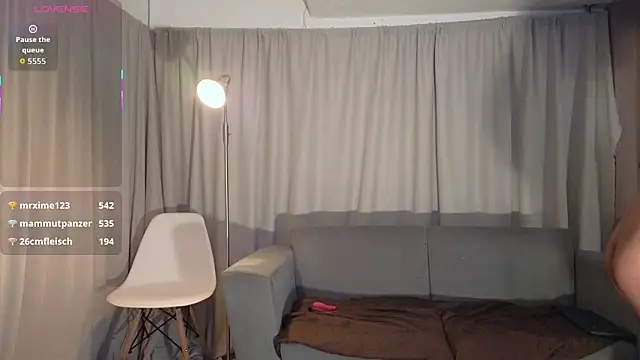 YuliethPetite live sex cam