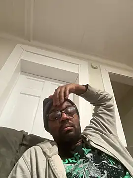 MrUnintentional live sex cam