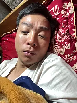 huyenbaby11 live sex cam