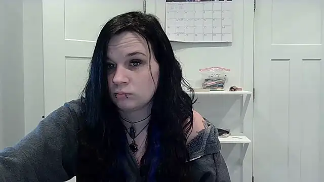 CherryWilde live sex cam