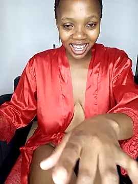 MilfBoobsxx's cam snapshot