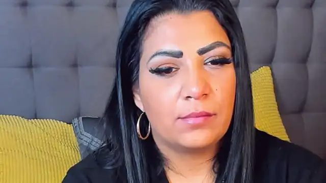 AmyCubes live sex cam