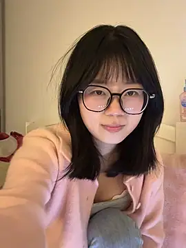 Ella-AAAAA live sex cam