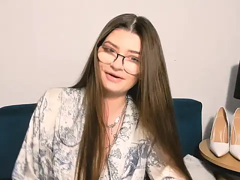 AnnaDevine's cam snapshot