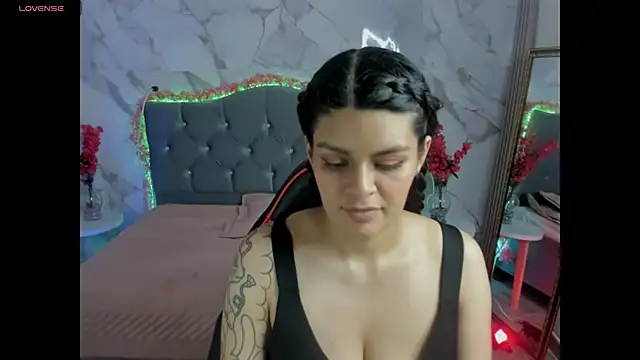 gaby_staaar's cam snapshot