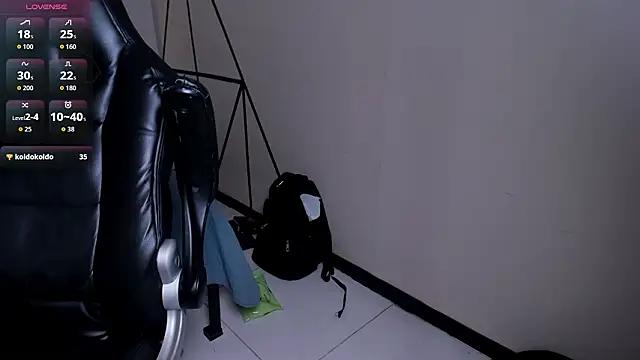 Marcus_Soler live sex cam