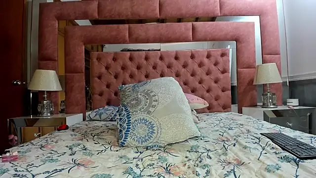 briana_wonder69xxx live sex cam