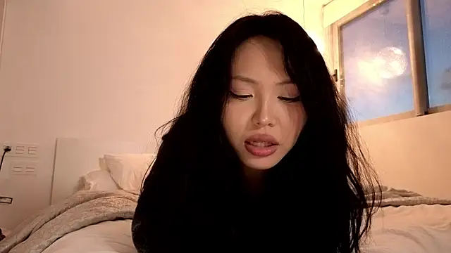 TammiLou live sex cam