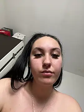 Lucy_doll22's cam snapshot