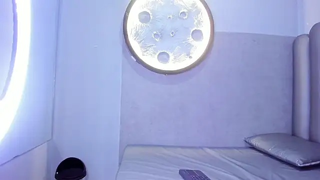 Luna__02's cam snapshot