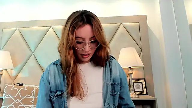 danielamilles's cam snapshot