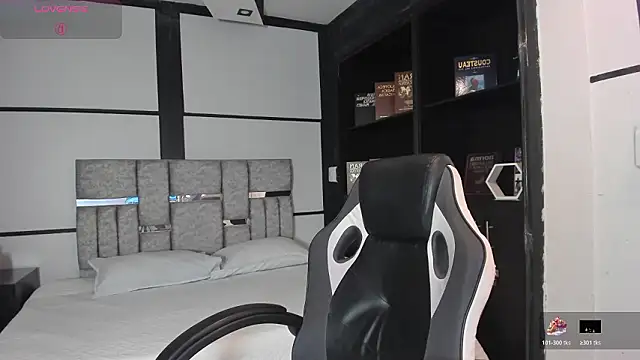 LiamDeep live sex cam