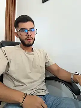 Milosky000 live sex cam