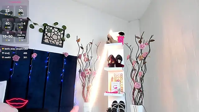 Sofia_boobs__'s cam snapshot