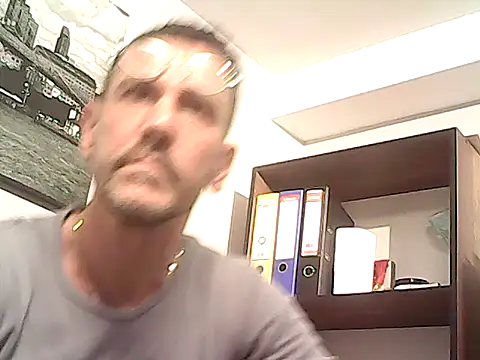 mastercharisma35 live sex cam