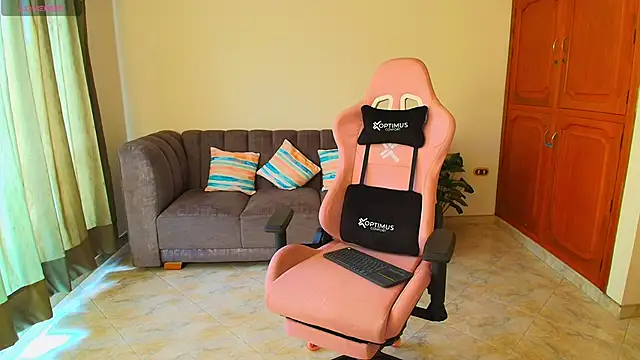 lili_jade222 live sex cam