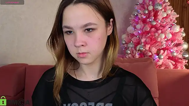 Lori_Blossom's cam snapshot