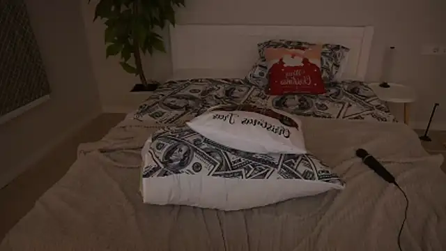 IceDanielles's cam snapshot