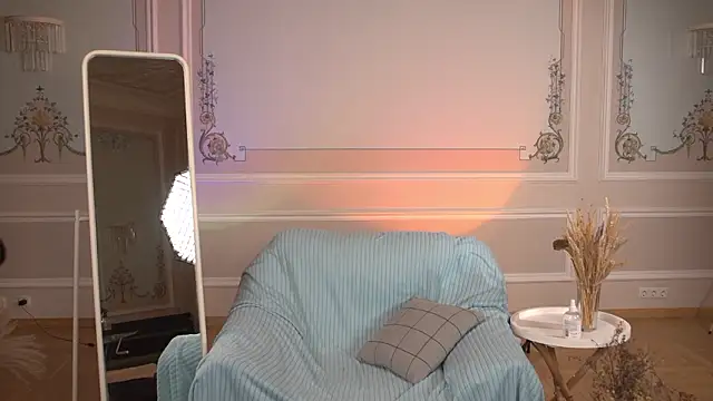 Blondessa_XOXO's cam snapshot