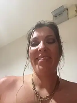 Lwhite1's cam snapshot