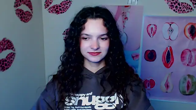 _SusieSu_'s cam snapshot