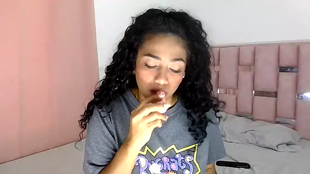 abby_moss_2's cam snapshot