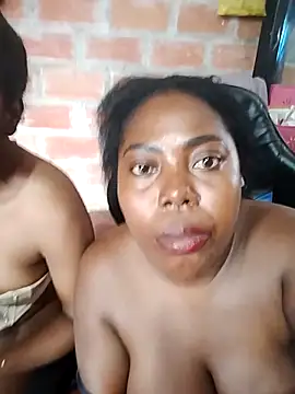 sofia-03's cam snapshot