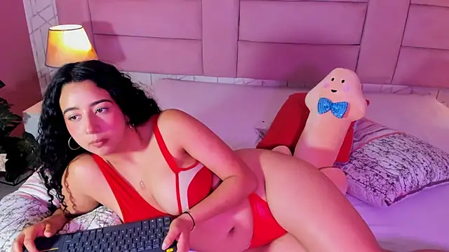 BellaSwwan's cam snapshot