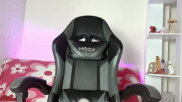 Nahomi_rous777's cam snapshot