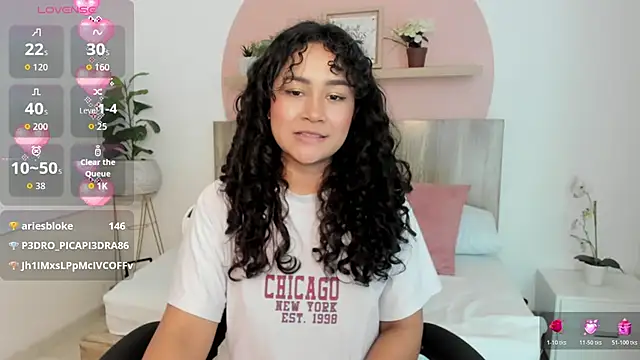 rossie_lanie_'s cam snapshot