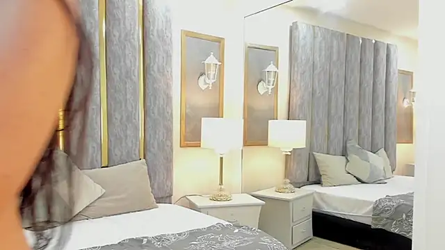 KeniaVelvet_'s cam snapshot