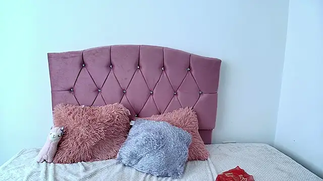 Kalyra_17's cam snapshot