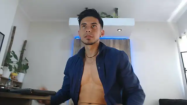 Andrew_4_ live sex cam