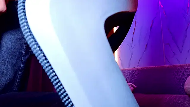 nickyvg live sex cam