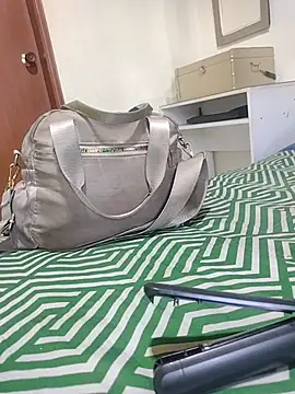 SHARLOT2427 live sex cam