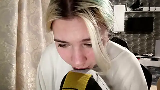 MaritaMagnus's cam snapshot