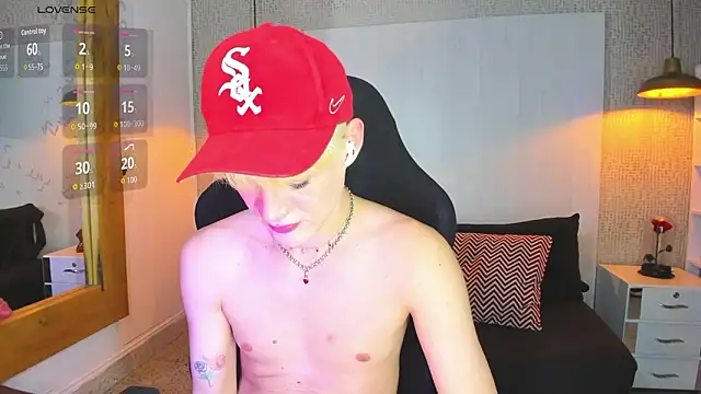 VladHellsing4 live sex cam