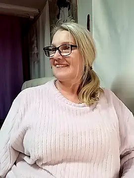 irinamaux live sex cam