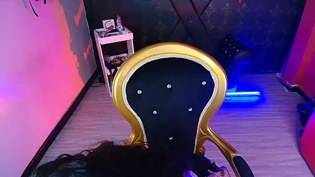 Sweettpleasure's cam snapshot