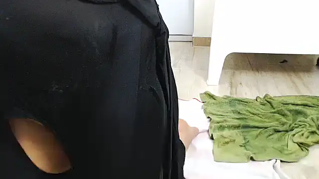 Upskirt_Squirt96's cam snapshot