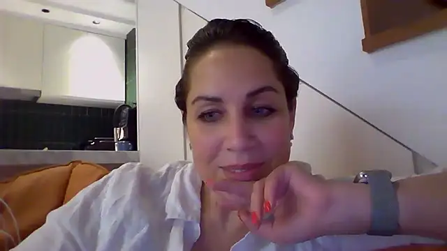 Rosinaya's cam snapshot